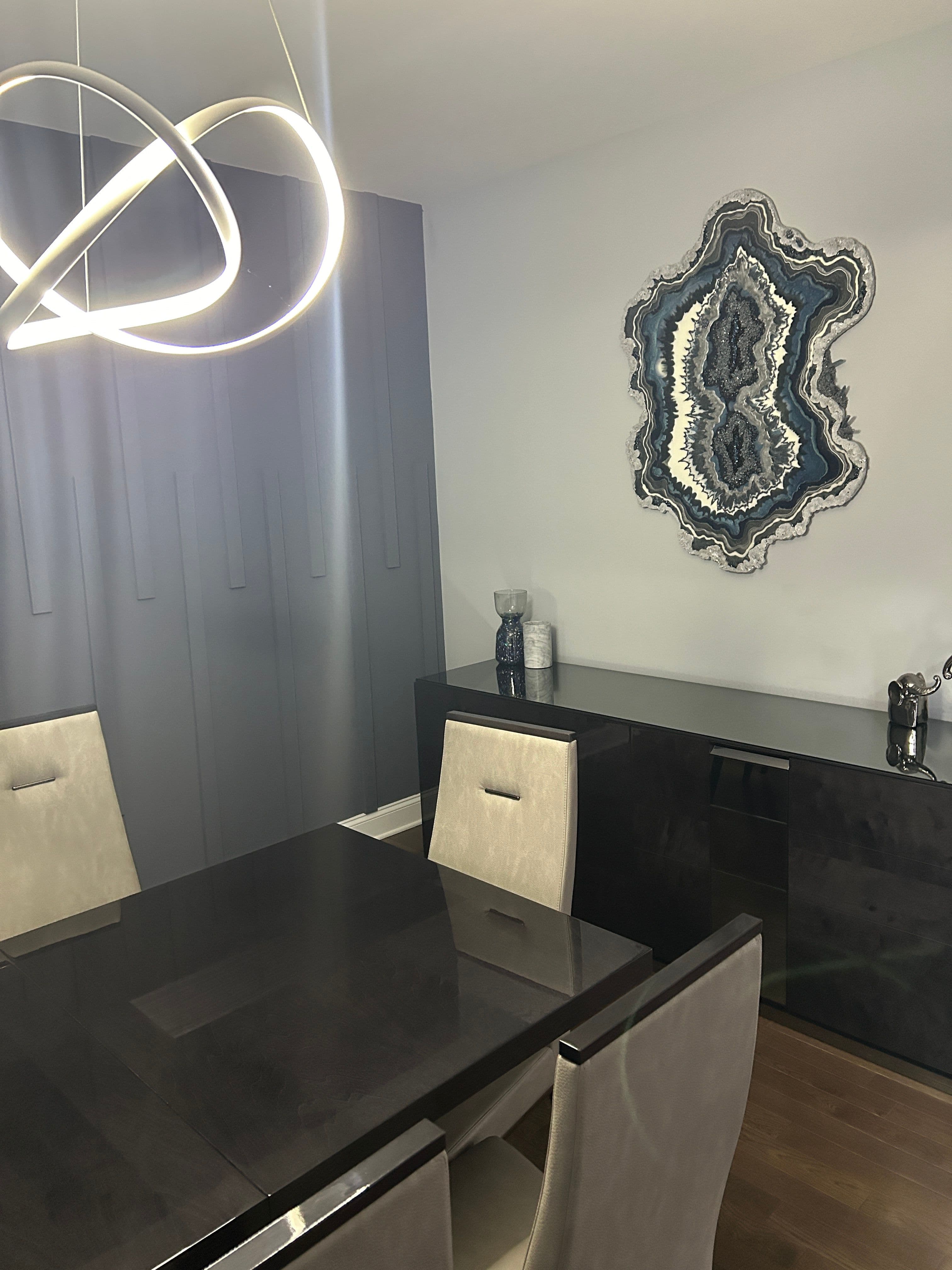 Simple Dining Room image 2