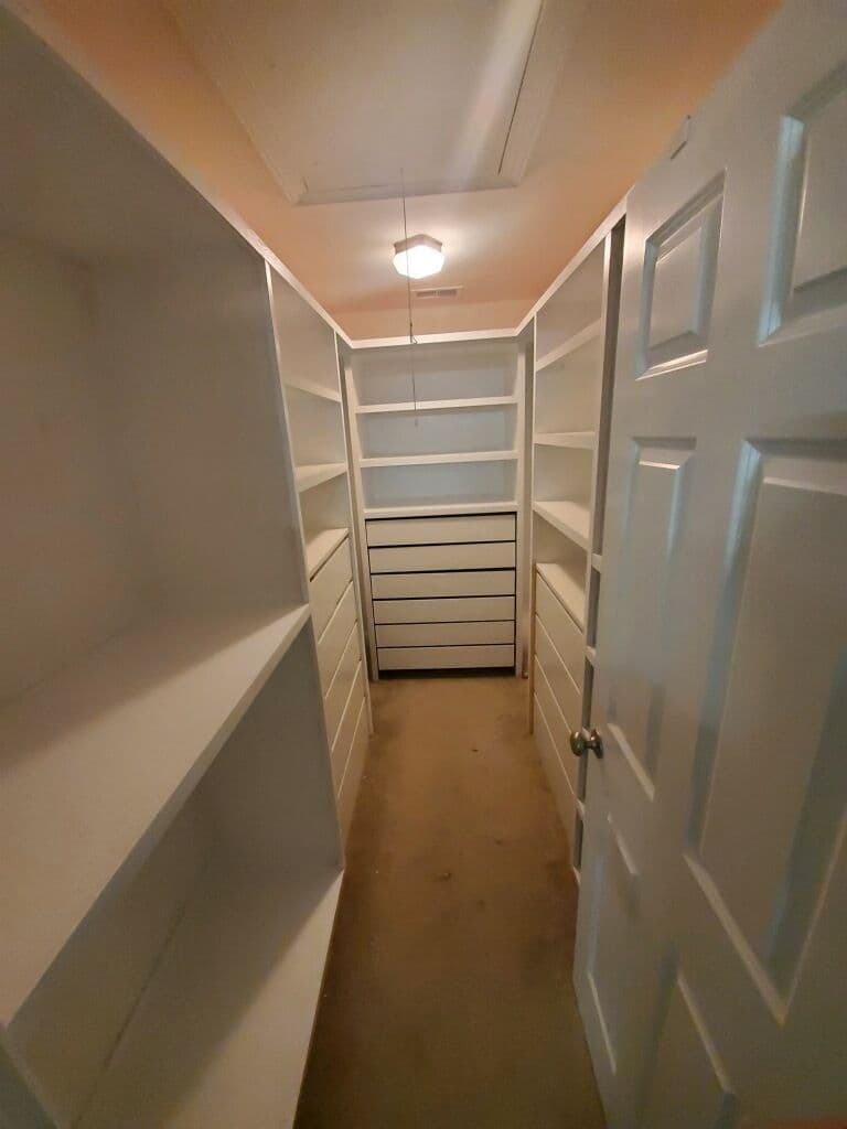 Budget Friendly Walk in Closets